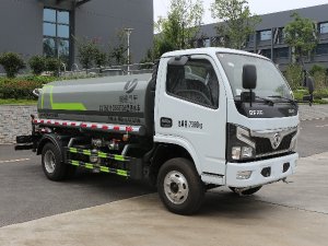 国六东风小福瑞卡 5吨 洒水车