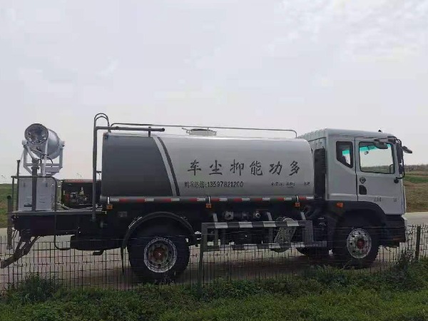 东风多利卡12吨多功能抑尘车